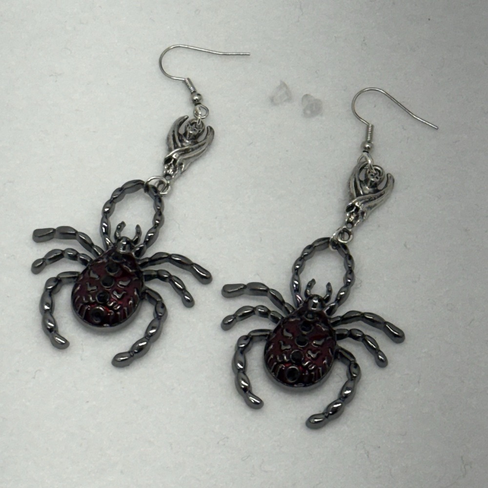 Halloween Spider Dangle Earrings Black Red Silver Tone Gothic Costume Jewelry